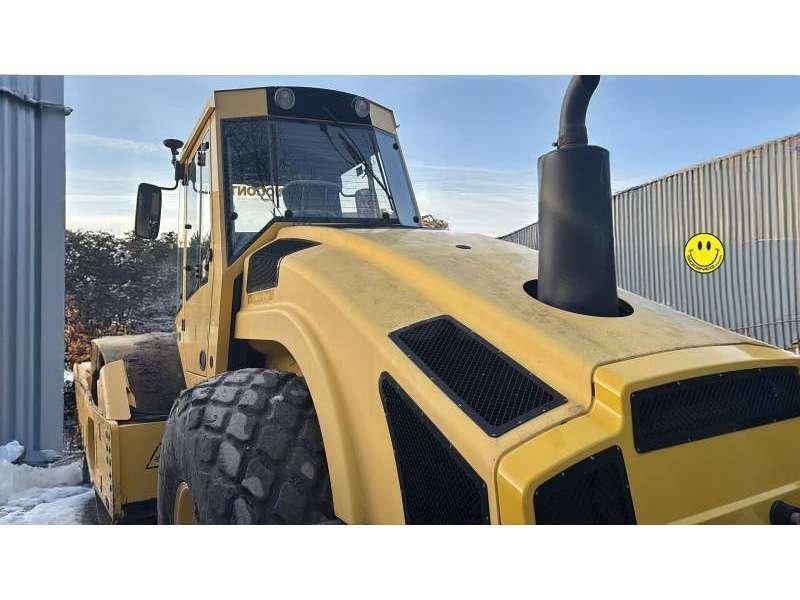 Bomag BW213 DH-4 Compactoare sol