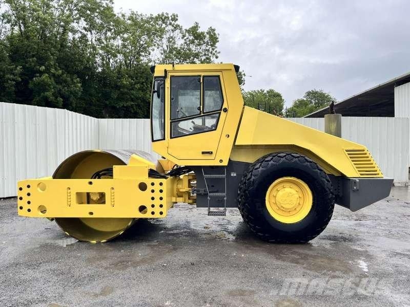 Bomag BW216 D-3 土壤压实机