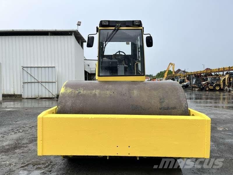 Bomag BW216 D-3 土壤压实机