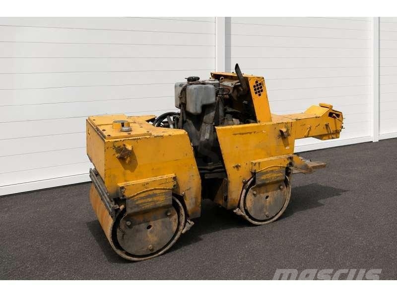 Bomag BW75 AD Pôdne kompaktory