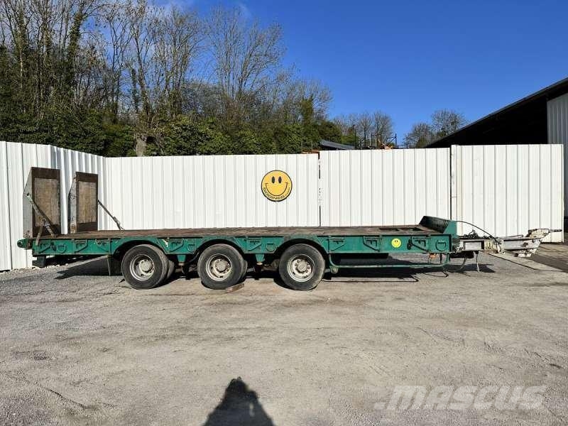 Castera 3 ESSIEUX Carriole, remorque légère