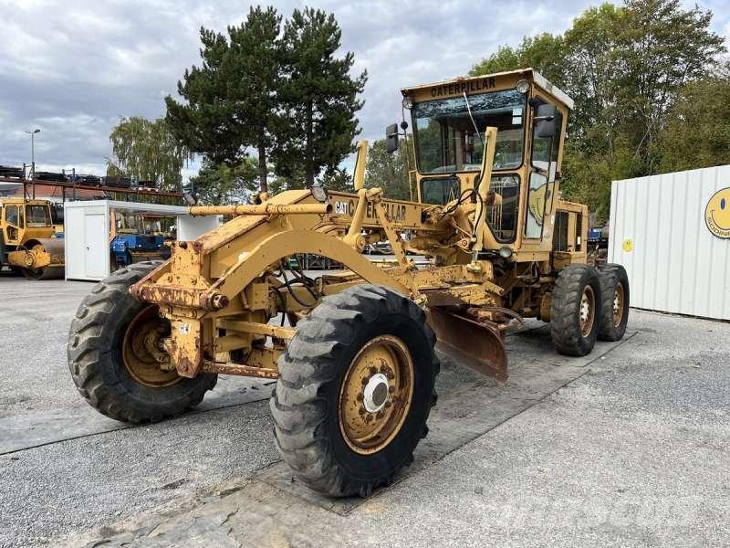 CAT 120G Niveleuse