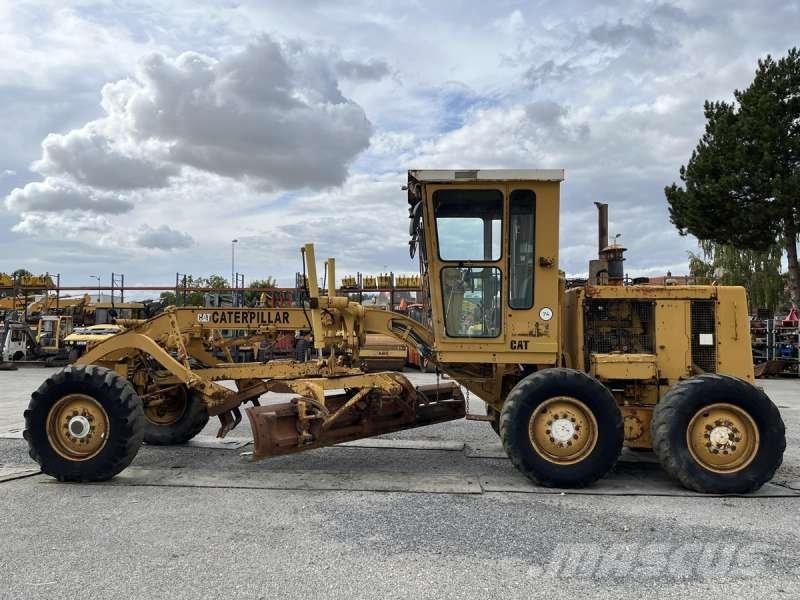 CAT 120G Niveleuse