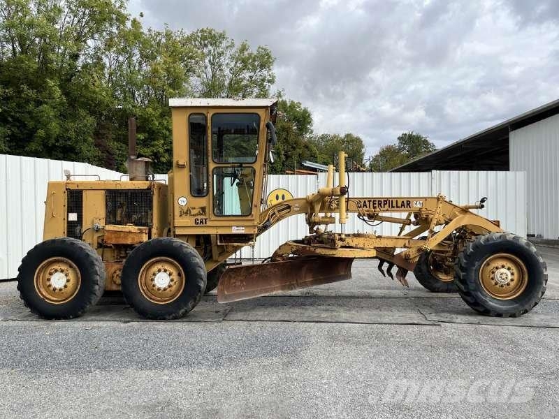 CAT 120G Niveleuse