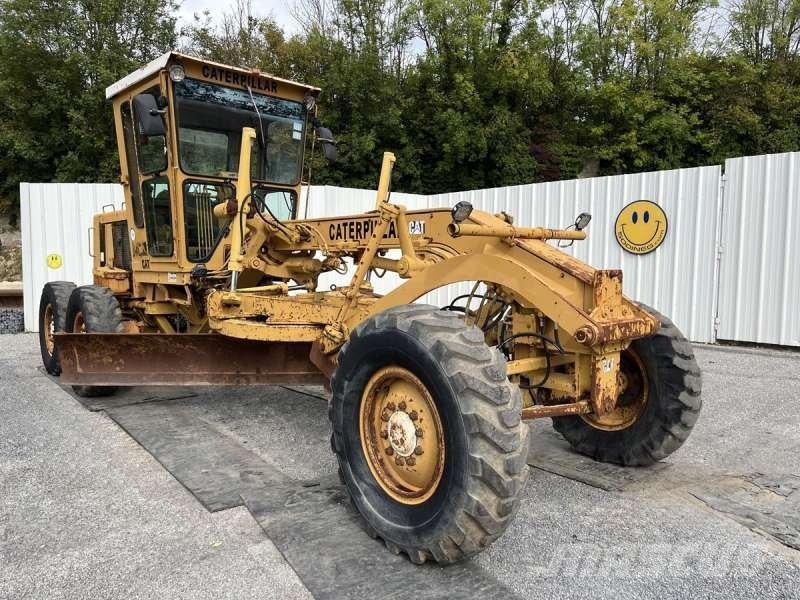 CAT 120G Niveleuse