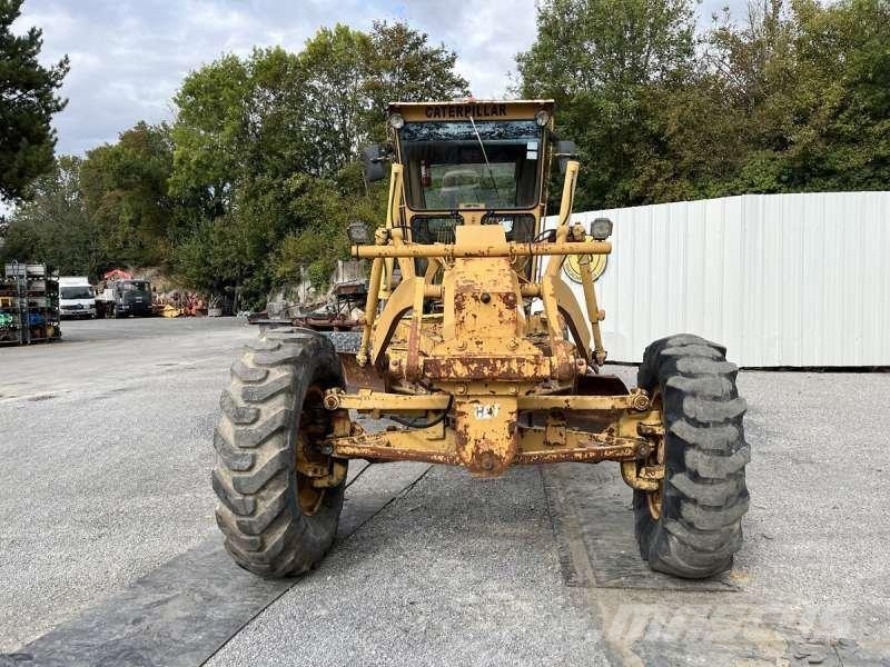 CAT 120G Niveleuse