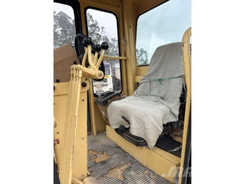 CAT 12H Tiehöylät