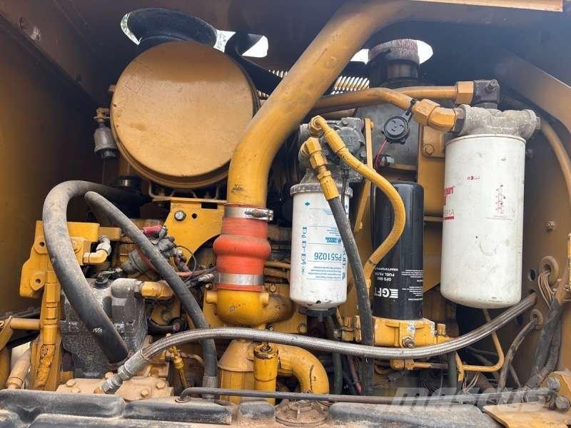 CAT 12H Tiehöylät