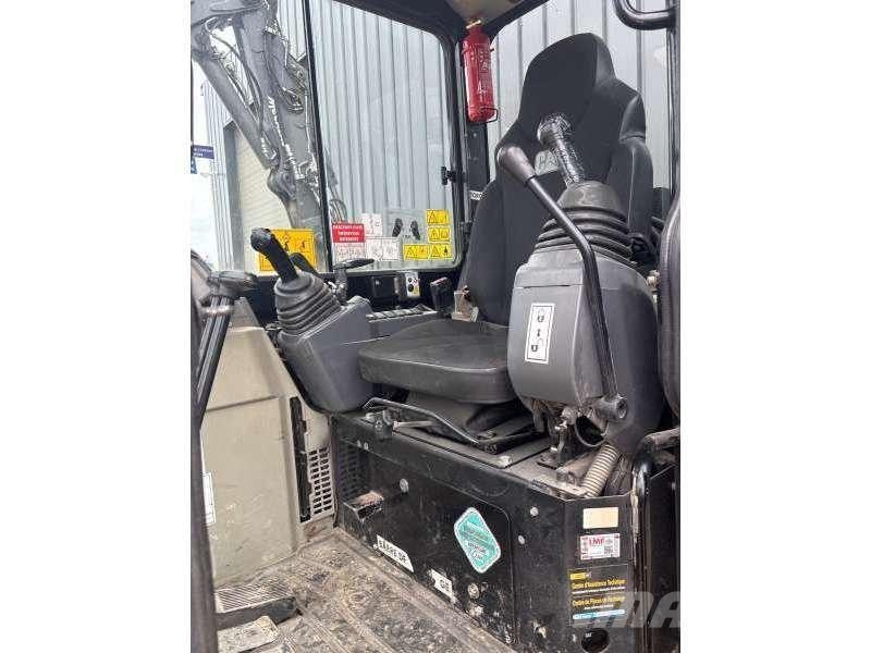 CAT 305.5E Wielgraafmachines