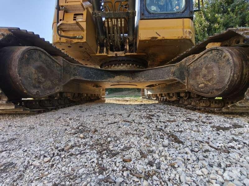 CAT 321D LCR حفارات زحافة
