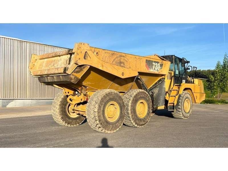 CAT 730 ساحبات مفصلية