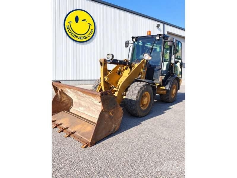 CAT 906H2 Mini utovarivači