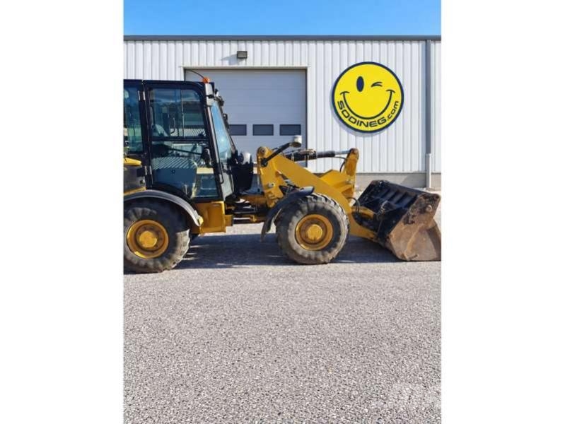 CAT 906H2 Mini utovarivači