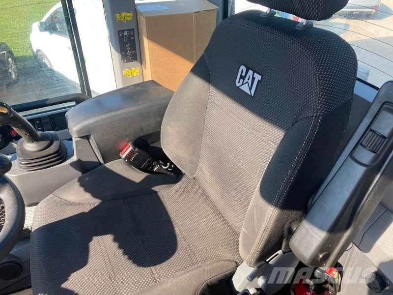 CAT 938M Wheel loaders