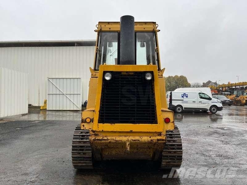 CAT 953 Гусеничные фронтальные погрузчики