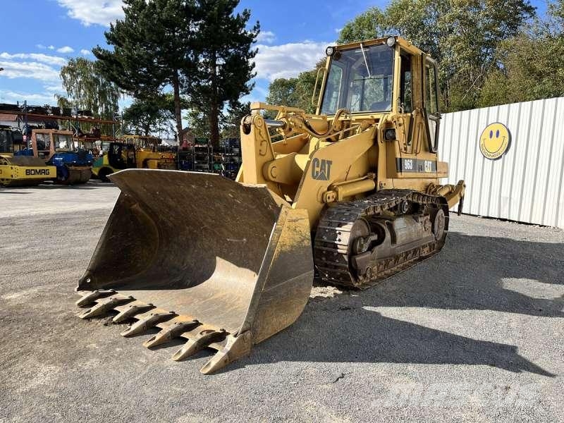 CAT 963 Kāpurķēžu iekrāvēji
