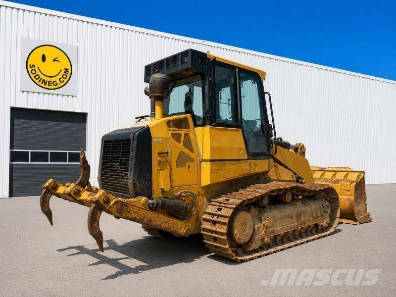CAT 963 D لوادر زحافة