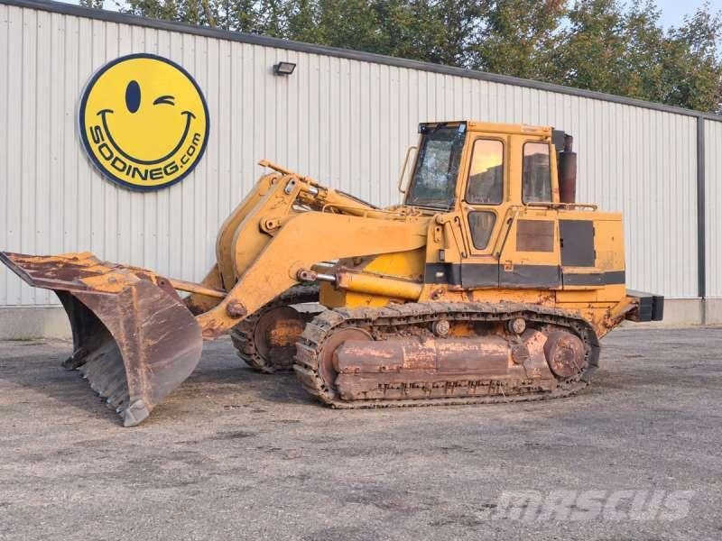 CAT 973 推土機