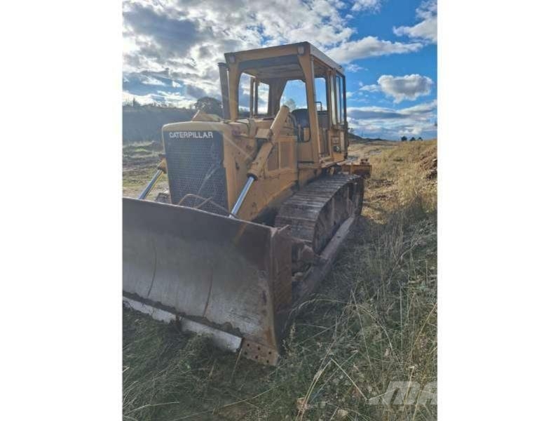 CAT D6D Rupsdozers