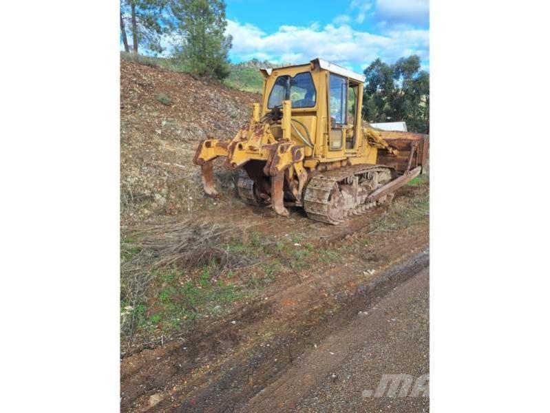 CAT D6D Rupsdozers