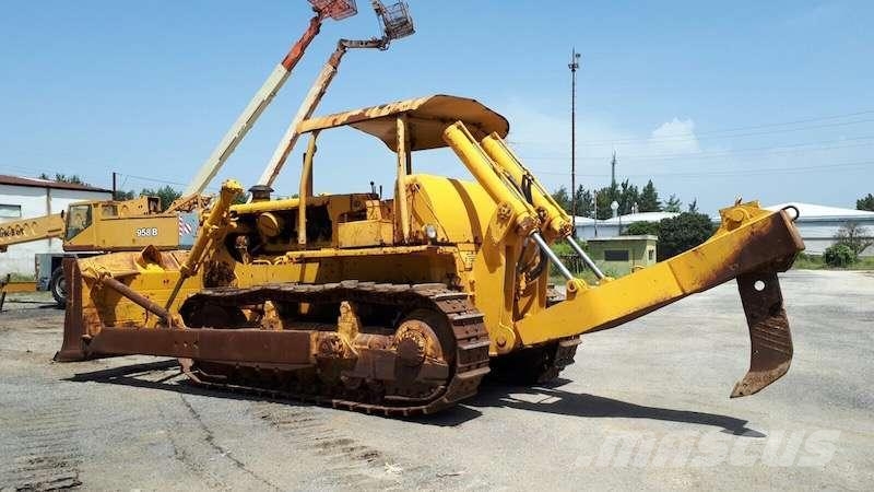 CAT D8K + Porte Engins 履帶推土機