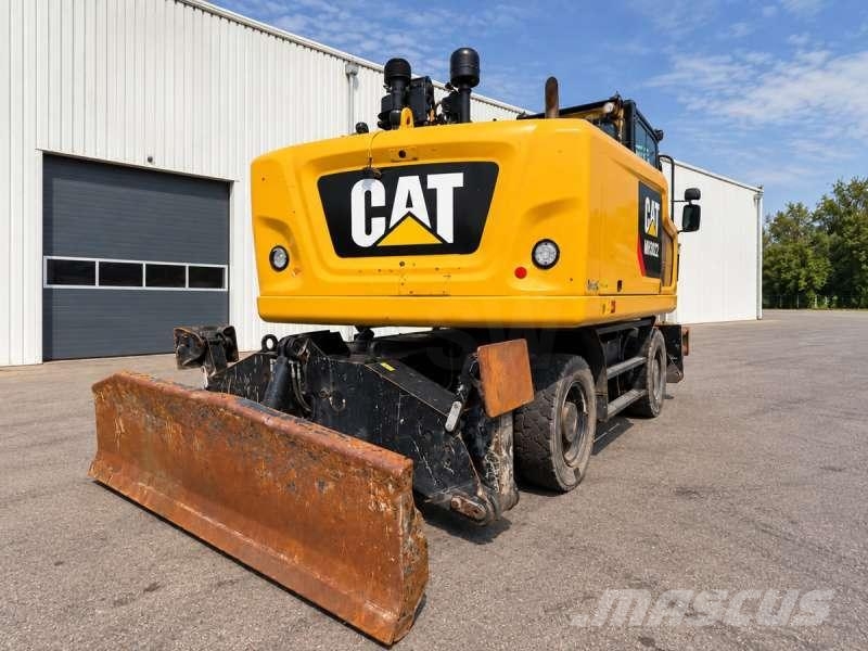 CAT MH3022 Pelle à déchets