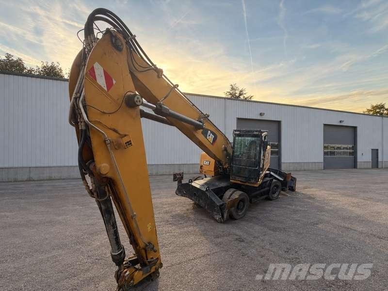 CAT MH3022 مناولات المخلفات / مناولات صناعية