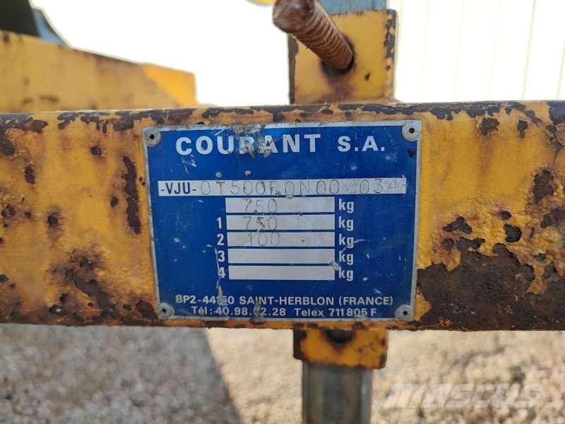 Courant 500 LITRES A EAU Tanques