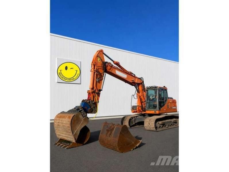 Doosan DX180LC-3 Escavatori cingolati