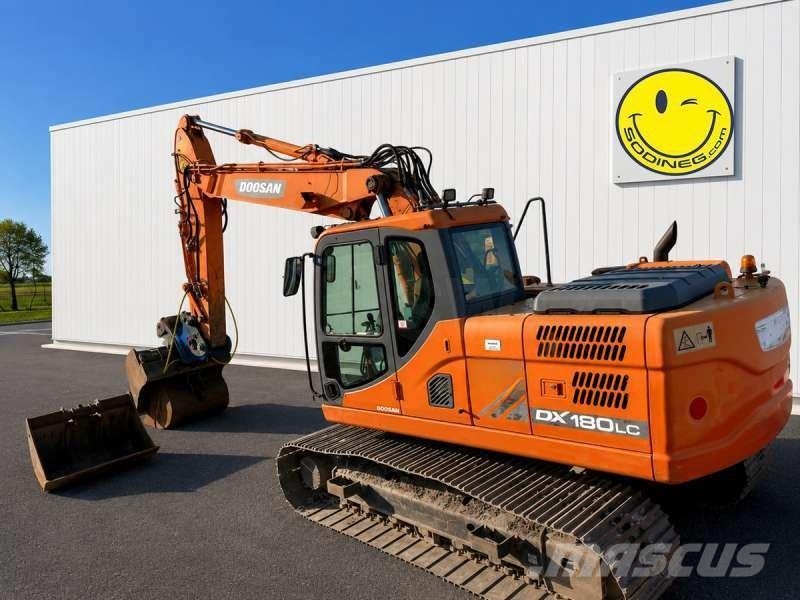 Doosan DX180LC-3 Escavatori cingolati