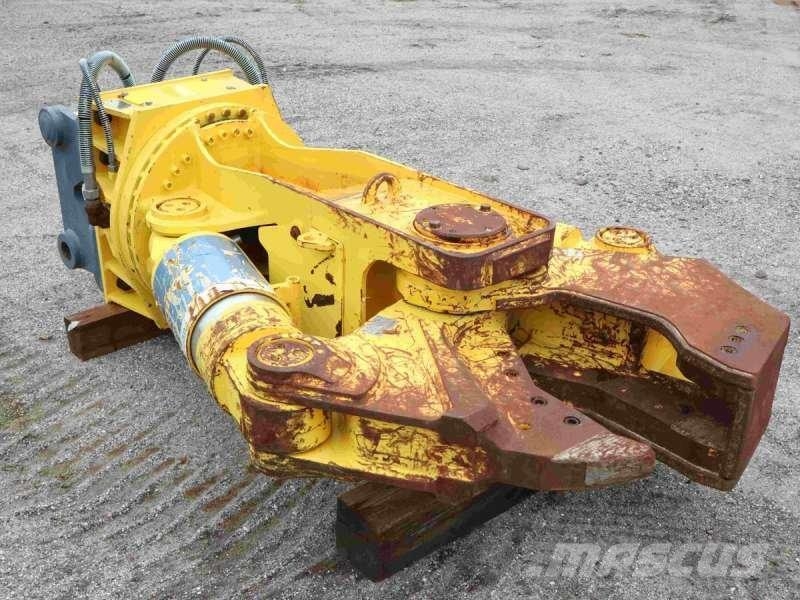 Epiroc CC2300S + 3 MACHOIRES Bouw - Overige