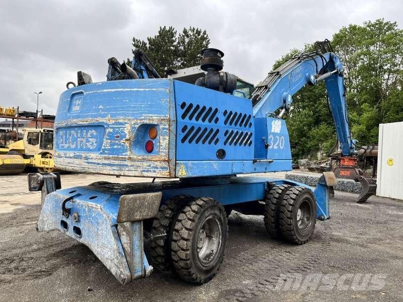 Fuchs MHL 320 مناولات المخلفات / مناولات صناعية