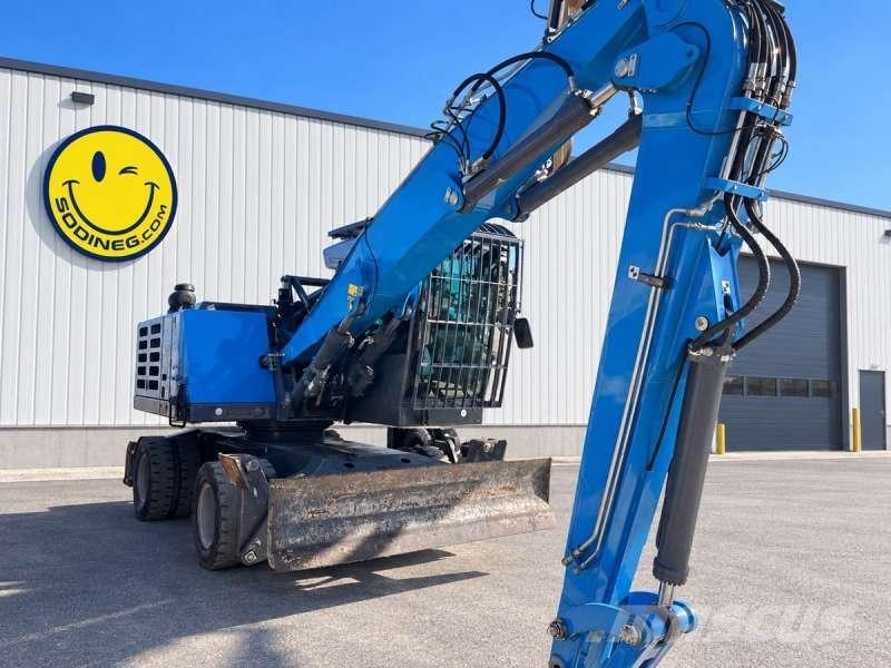 Fuchs MHL 320 Avfalls / industri hantering