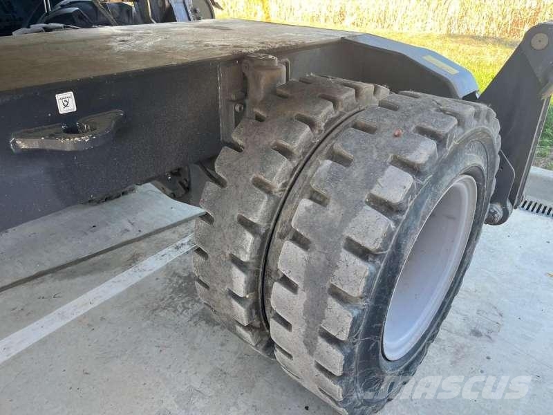 Fuchs MHL 320 Avfalls / industri hantering