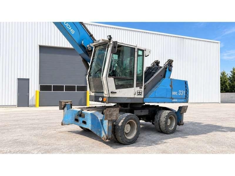 Fuchs MHL 331 工业挖掘机