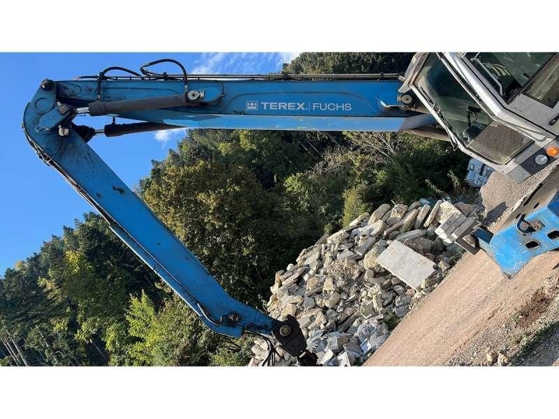 Fuchs MHL 331 工业挖掘机
