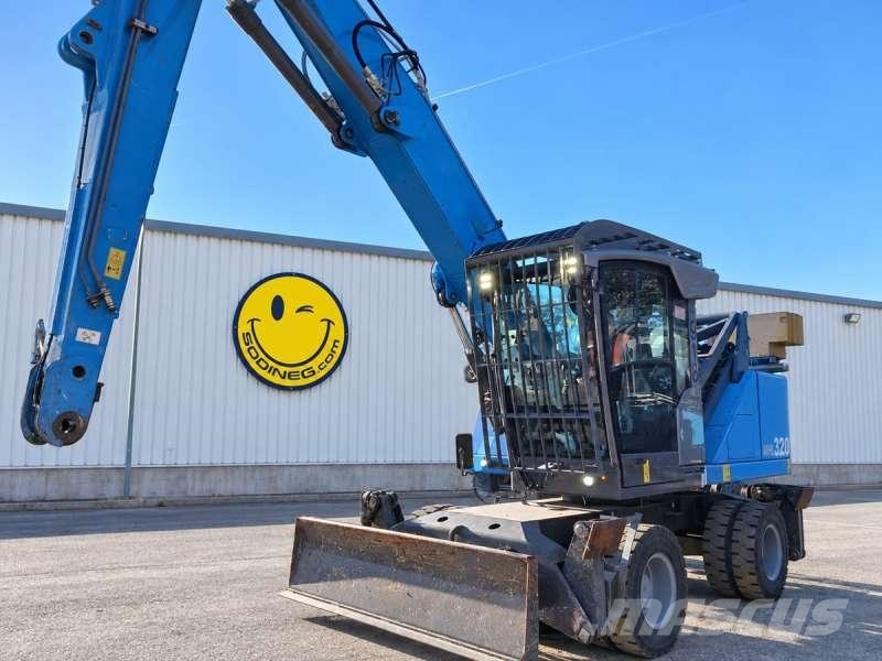 Fuchs MHL320F Avfalls / industri hantering