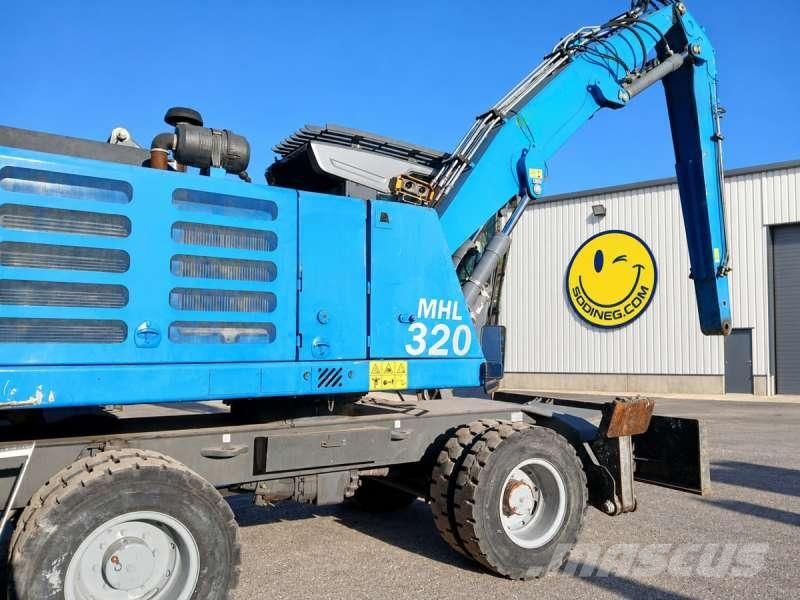 Fuchs MHL320F Avfalls / industri hantering
