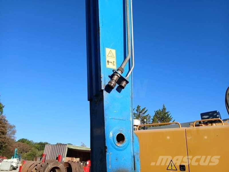 Fuchs MHL320F Avfalls / industri hantering