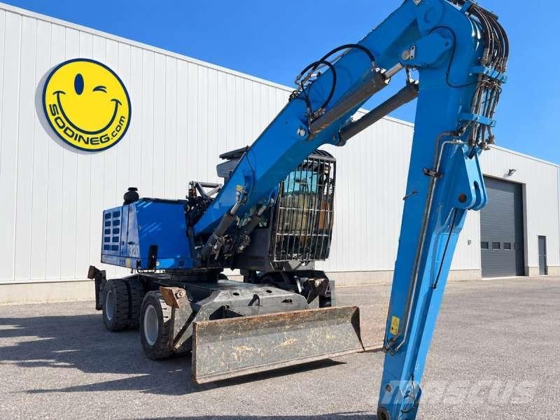 Fuchs MHL320F Stroje pre manipuláciu s odpadom