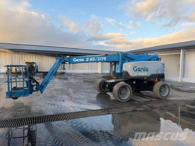 Genie Z60/37 FE HYBRID معدات المواد - غير ذلك