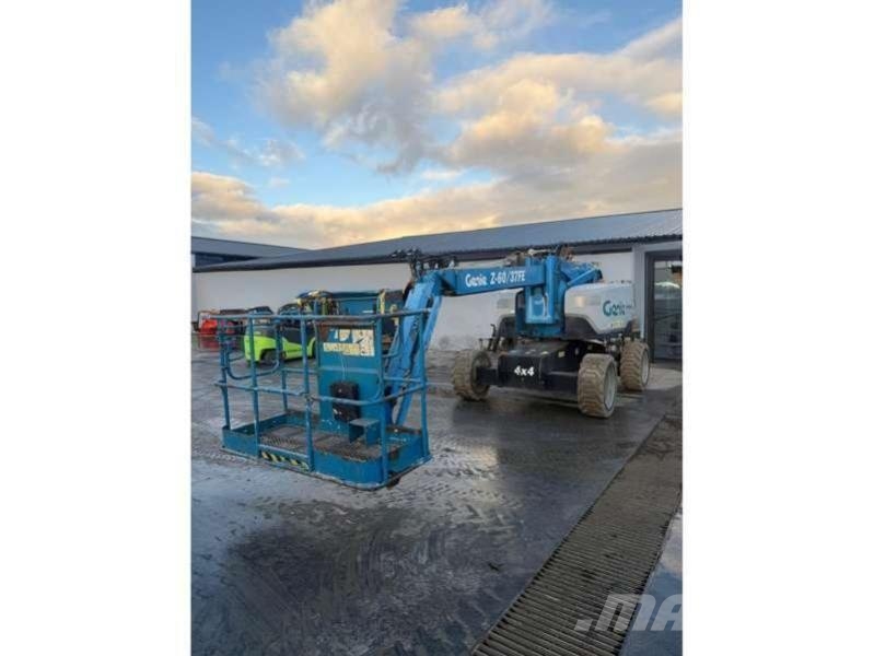 Genie Z60/37 FE HYBRID معدات المواد - غير ذلك