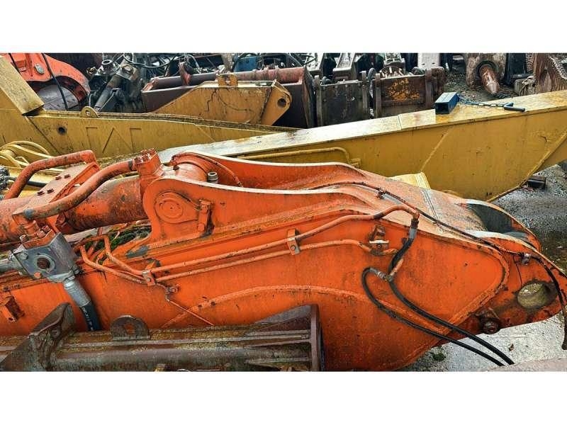 Hitachi CAMELEON ZX330LC Beltegraver