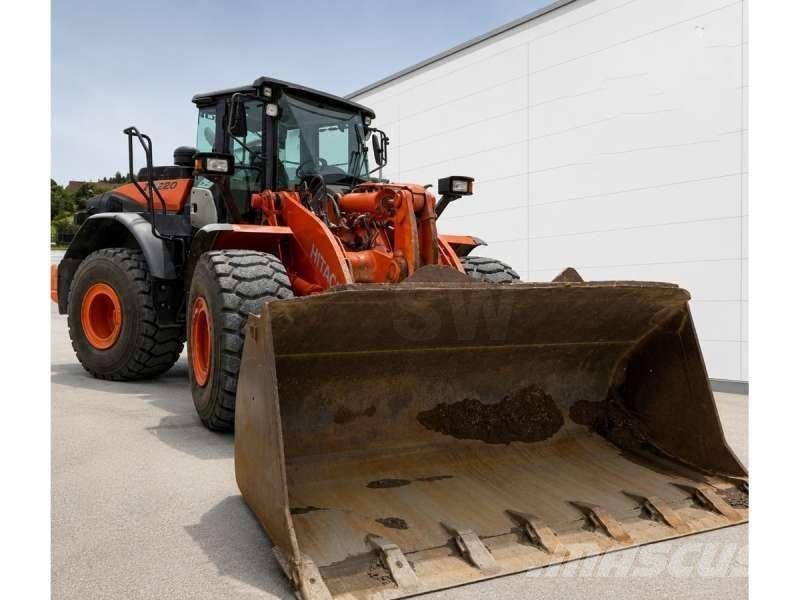 Hitachi ZW220-5 لوادر بعجل