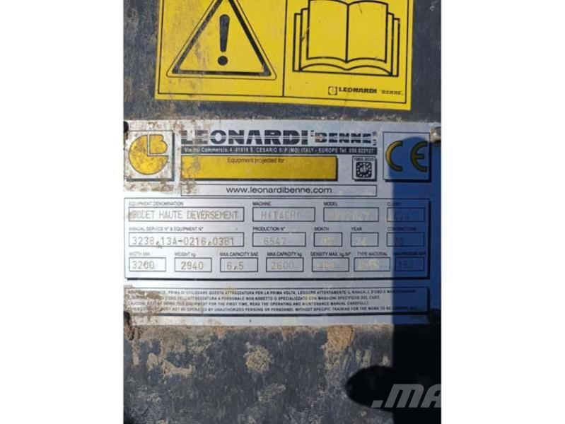 Hitachi ZW220-7 لوادر بعجل