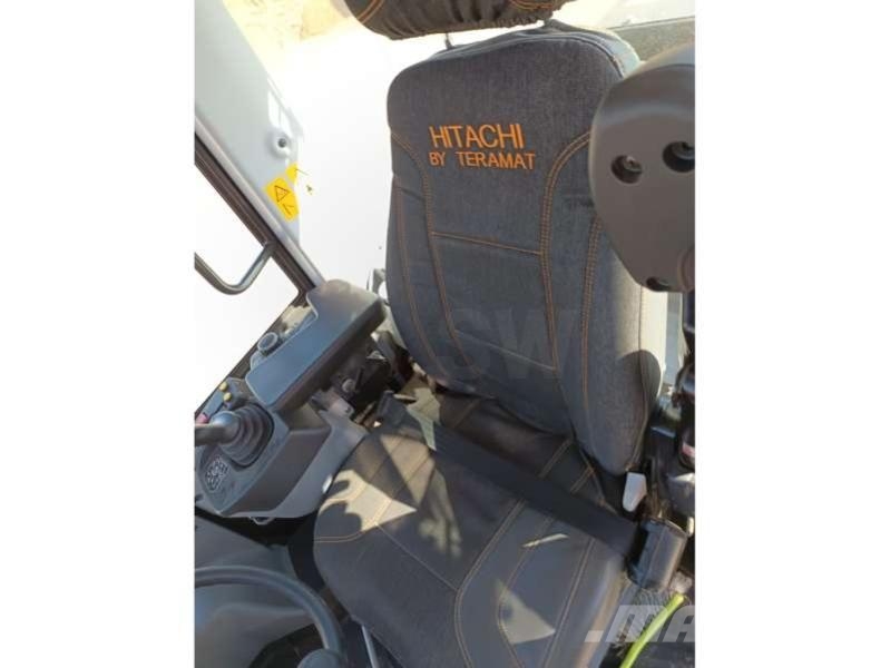 Hitachi ZW220-7 لوادر بعجل