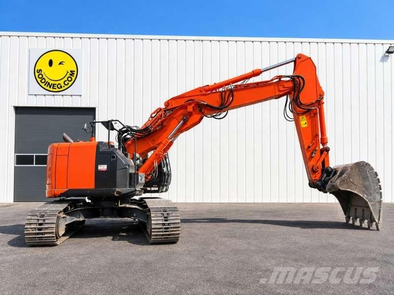 Hitachi ZX 225 USLC-5B Гусеничные экскаваторы