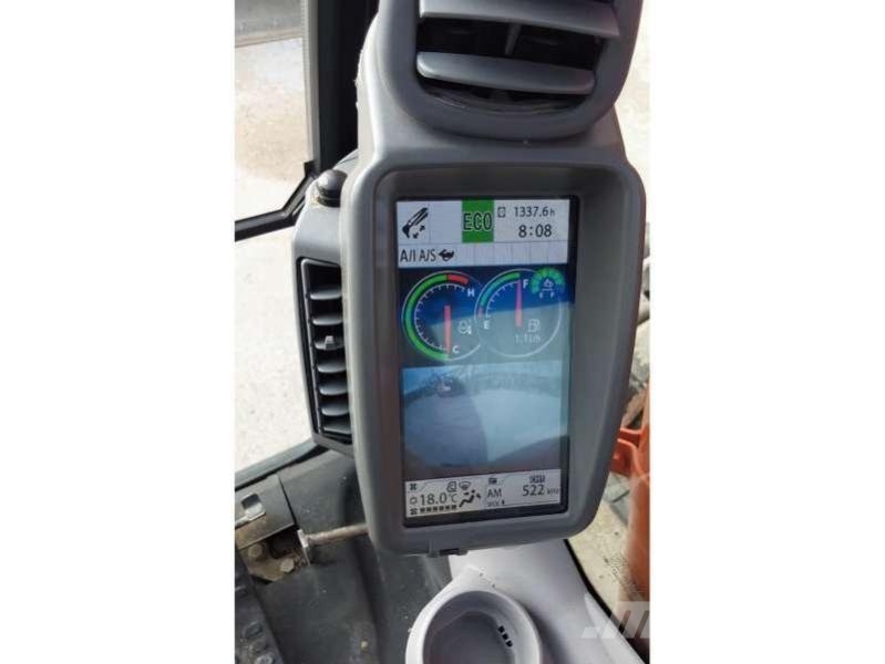 Hitachi ZX135US-6 Гусеничные экскаваторы
