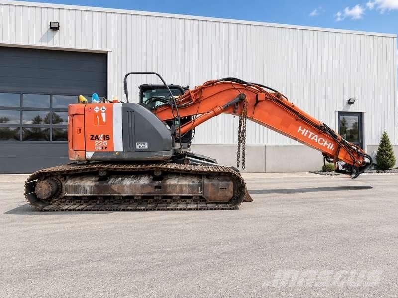Hitachi ZX225USLC-3 Excavadoras de cadenas