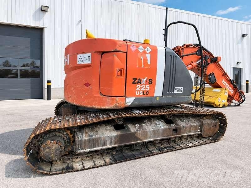Hitachi ZX225USLC-3 Excavadoras de cadenas